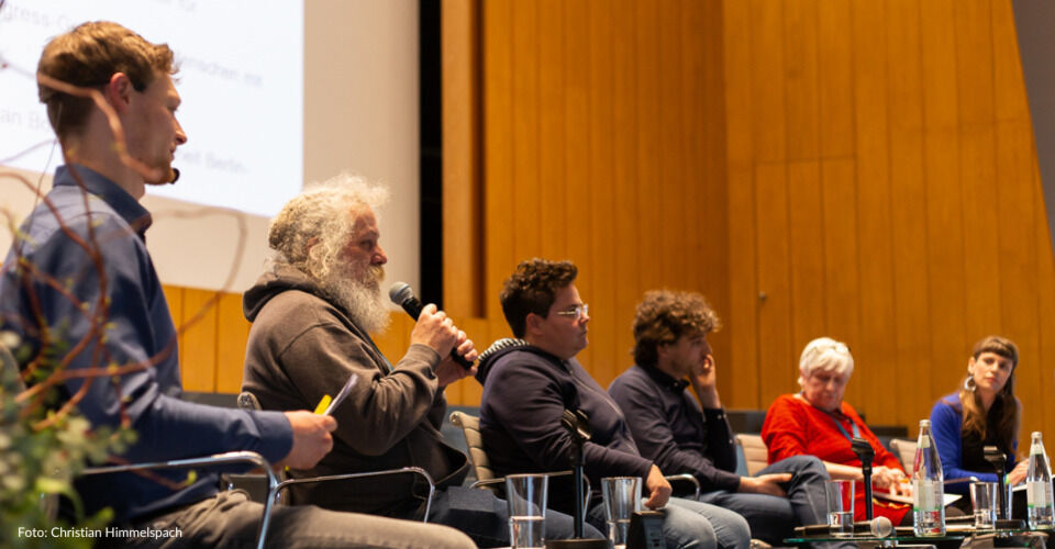 Podium auf dem Kongress Armut und Gesundheit 2023